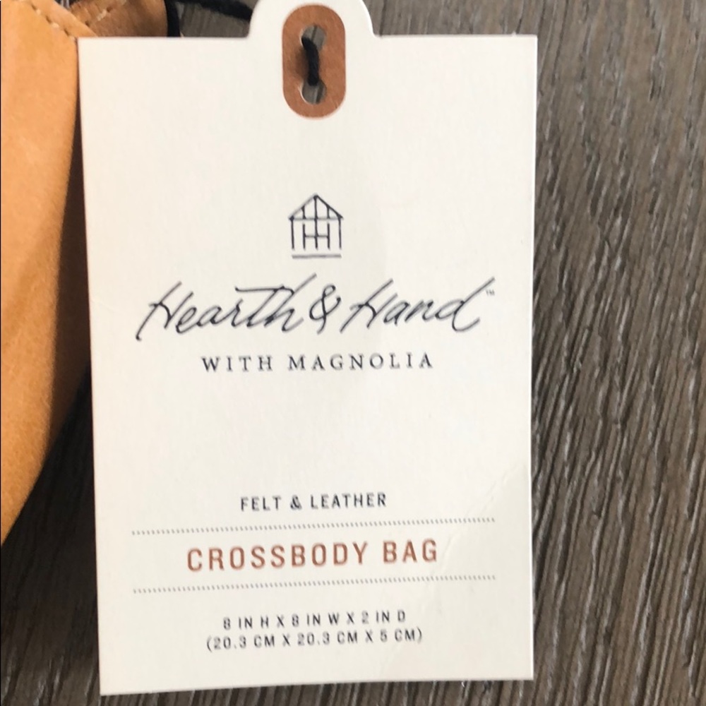 NWT hearth and hand crossbody bag - Picture 2 of 4